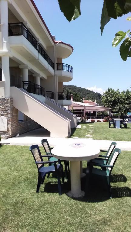 Perdikis Apartments - Paliouria Коккино-Неро Экстерьер фото